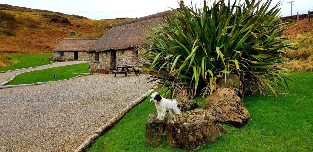 Tigh Lachie, Mary'S Thatched Cottages, Elgol, Isle Of Skye 외부 사진